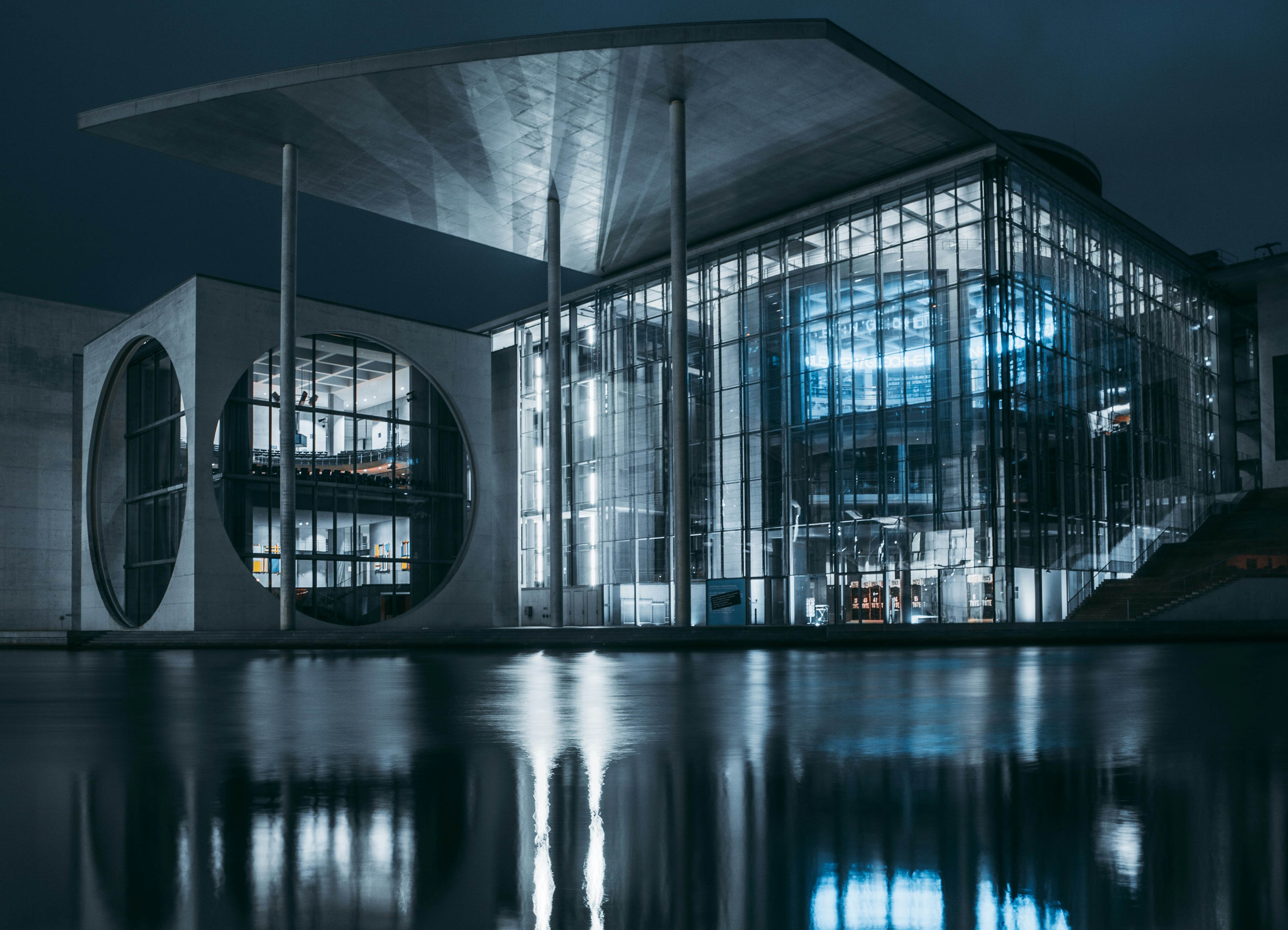 开元体育-前网易游戏员工吐槽制作人像土皇帝：环节被全部掌控  